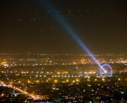 آلودگی نوری-نمایی از آلودگی نور حاصل از نورپردازی ها و روشنایی های آلوده کننده در شهر مشهد